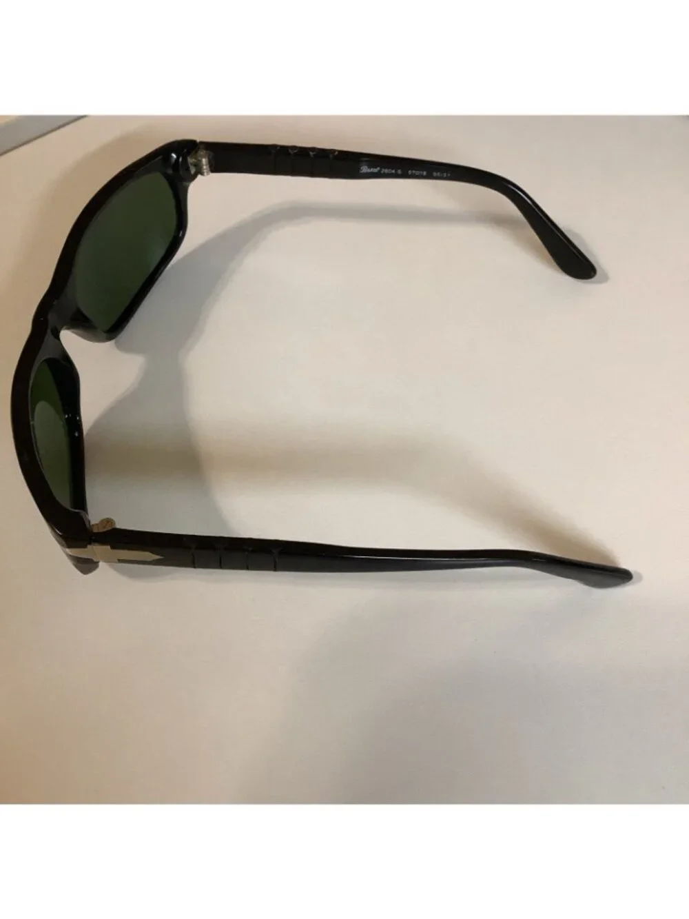 Persol 2604-S Vintage Sunglasses Oval Wrapped 57-18 Black Gloss/ Green Lens,Used
